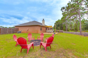 Pensacola Home with Fire Pit, 7 Mi to Beaches!